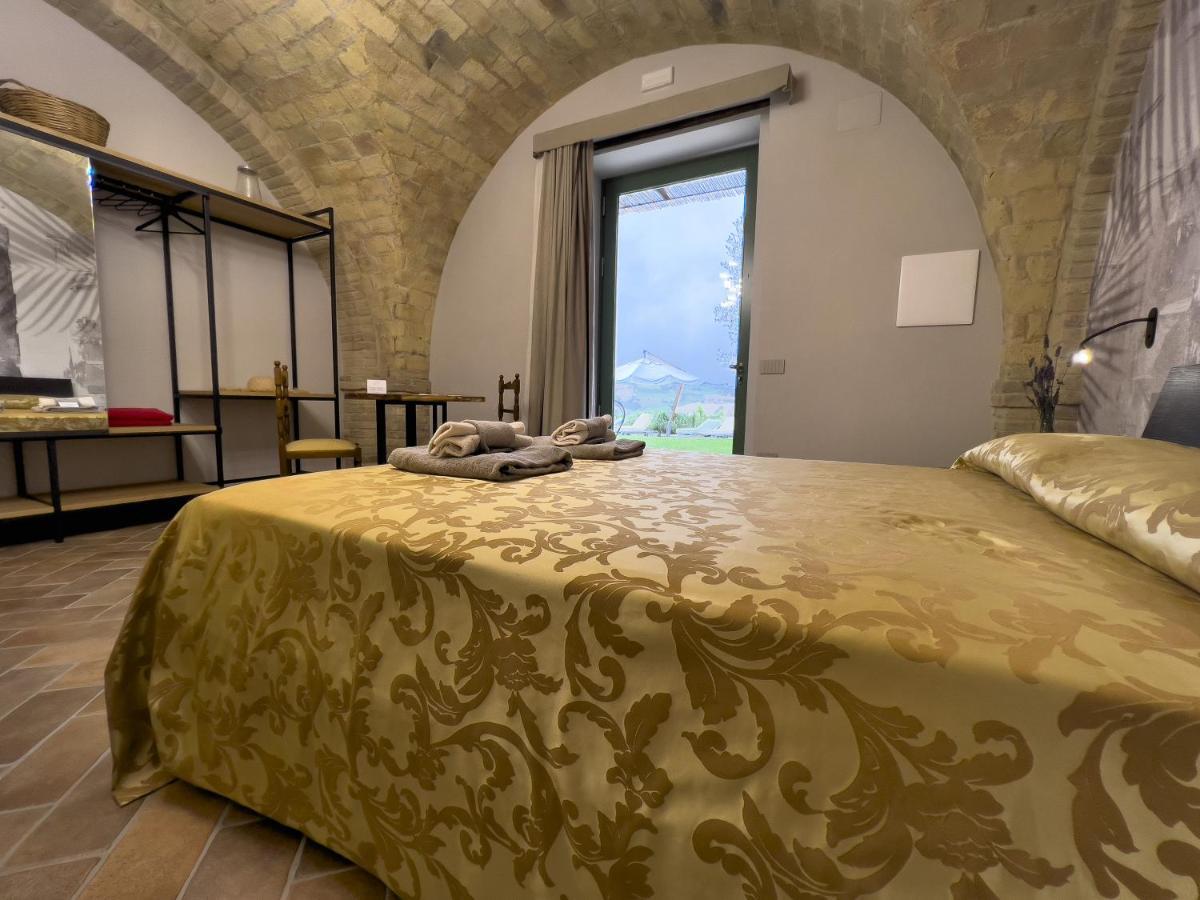 Relais Cocci Grifoni - Panoramic Wine Resort Оффида Экстерьер фото